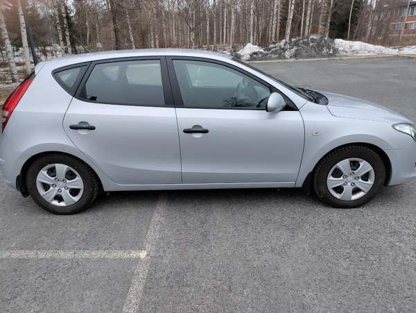 Hyundai i30 Oulu - valokuva 5