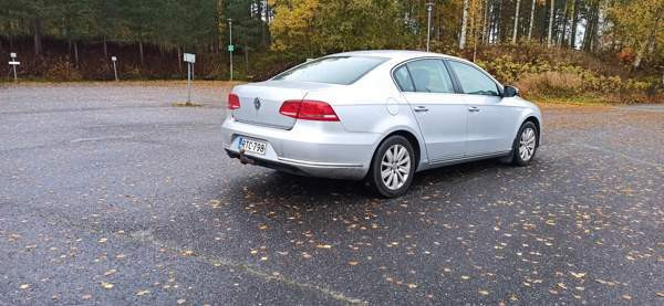 Volkswagen Passat Kaustinen - изображение 4