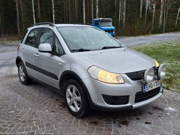 Suzuki SX4 Jyvaeskylae - photo 4