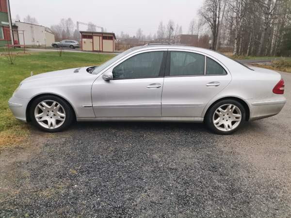 Mercedes-Benz E Kannus - valokuva 8