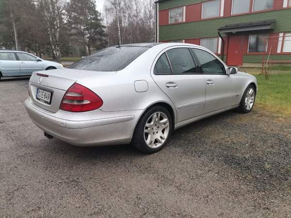 Mercedes-Benz E Kannus - valokuva 6