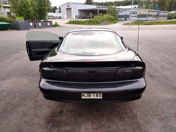 Chevrolet Camaro Каяни - изображение 6