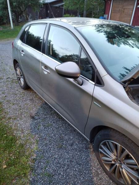 Citroen C4 Naantali - valokuva 7