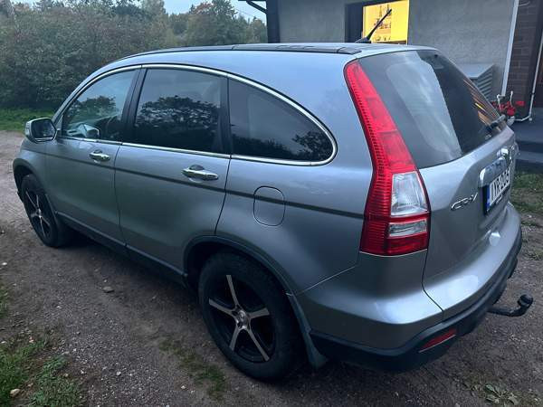 Honda CR-V Raasepori - valokuva 5
