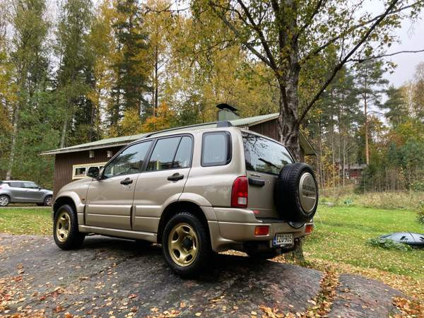 Suzuki Grand Vitara Piikkiö - valokuva 6