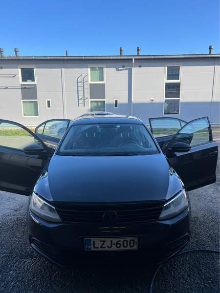 Volkswagen Jetta Espoo - valokuva 1