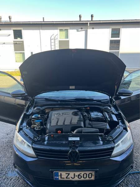Volkswagen Jetta Espoo - valokuva 2