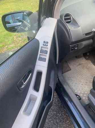 Toyota Yaris Саров