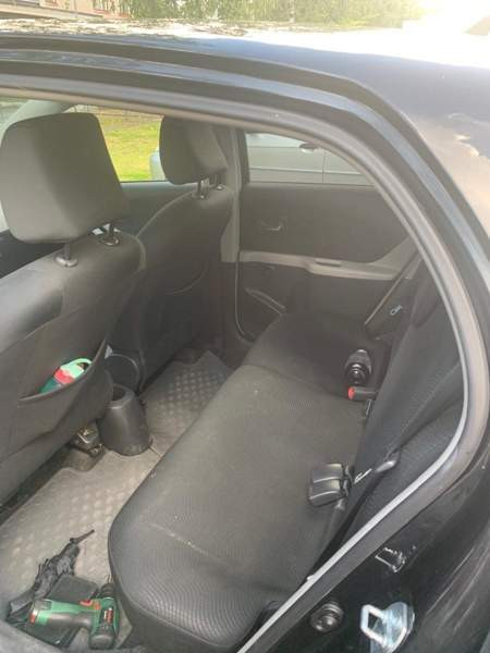 Toyota Yaris Sarov - valokuva 7