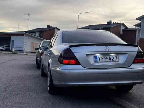 Mercedes-Benz 200 Лохья