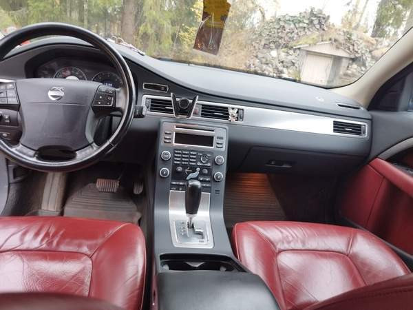 Volvo V70 Outokumpu - изображение 8