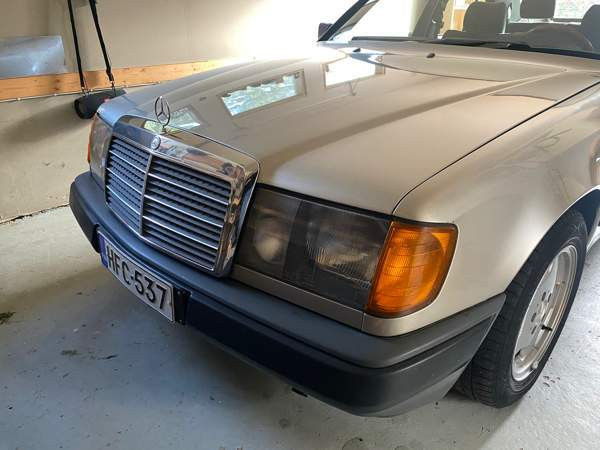 Mercedes-Benz 260 Eurajoki - изображение 3