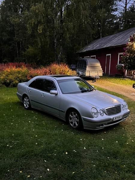 Mercedes-Benz E Jyvaeskylae - photo 4