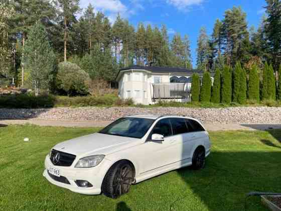 Mercedes-Benz C Luga