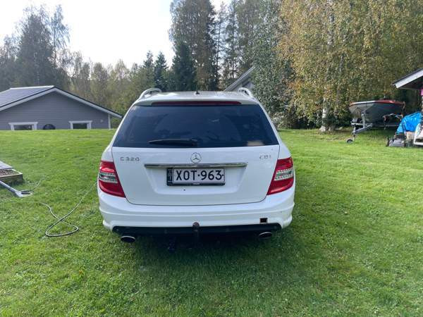 Mercedes-Benz C Luga - valokuva 3