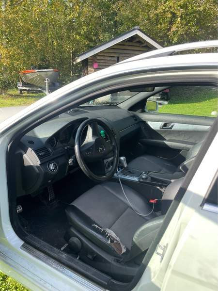 Mercedes-Benz C Luga - valokuva 4