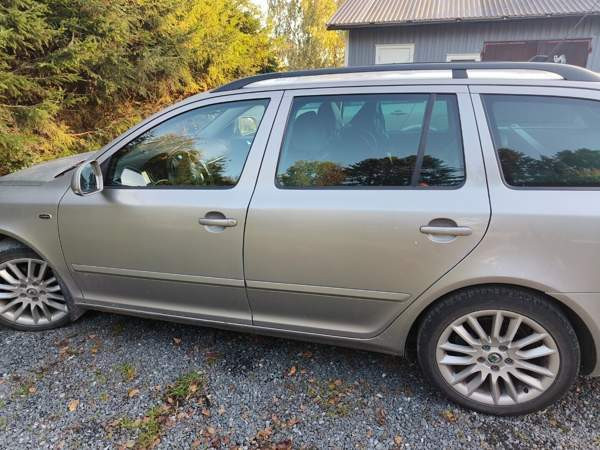 Skoda Octavia Nivala - valokuva 6