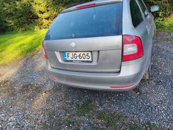 Skoda Octavia Nivala - valokuva 1