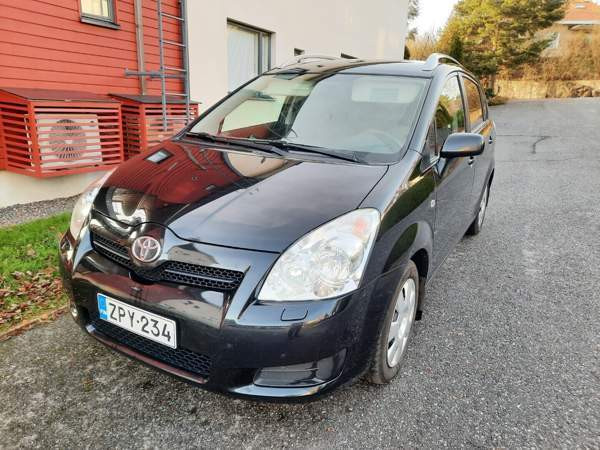 Toyota Corolla Verso Laitila - valokuva 4