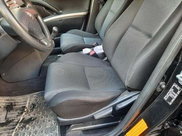 Toyota Corolla Verso Laitila - valokuva 5