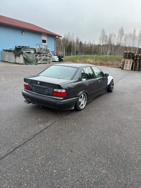 BMW 325 Lohja - valokuva 4