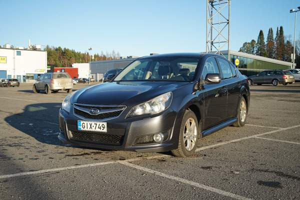 Subaru Legacy Jyväskylä - valokuva 8