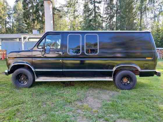 Ford Econoline Чукотский АО