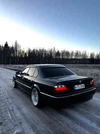 BMW 730 Kannus