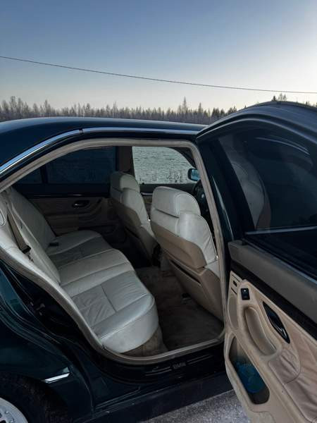 BMW 730 Kannus - valokuva 8