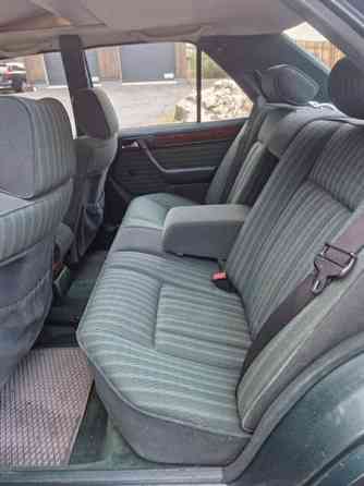 Mercedes-Benz E Maentsaelae