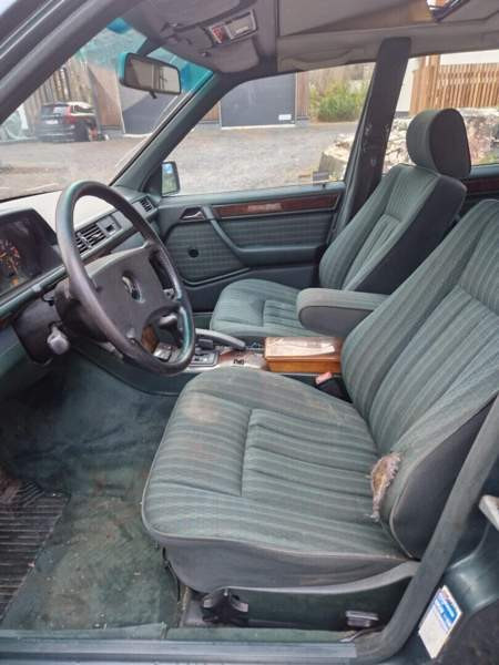 Mercedes-Benz E Maentsaelae - photo 7