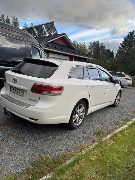 Toyota Avensis Kauhajoki - valokuva 1