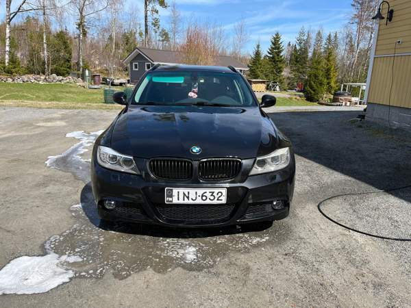 BMW 318 Sastamala - valokuva 1