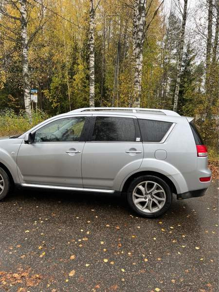 Citroen C-Crosser Luga - valokuva 5