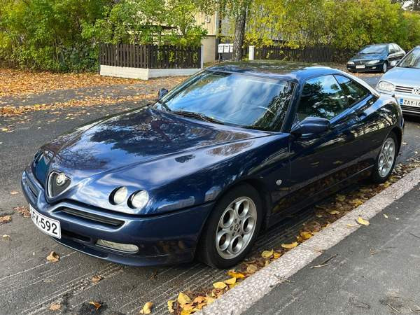 Alfa Romeo GTV Helsinki - valokuva 4