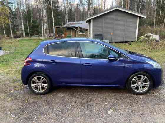 Peugeot 208 Вихти