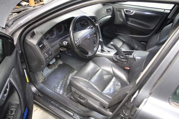 Volvo S60 Турткуль - изображение 7