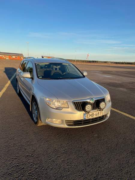 Skoda Superb Sodankylä - photo 3