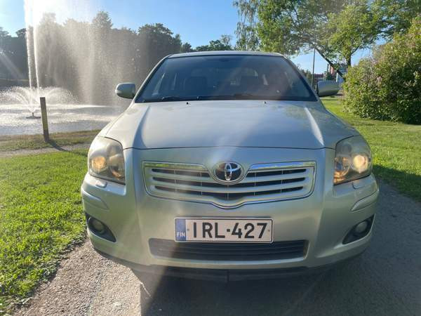 Toyota Avensis Valkeakoski - valokuva 2