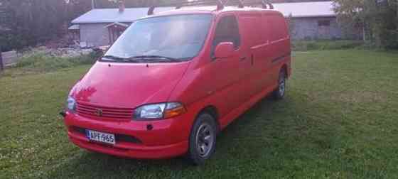 Toyota Hiace Ugleural'skiy