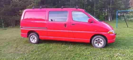 Toyota Hiace Ugleural'skiy