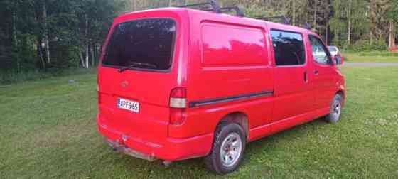 Toyota Hiace Ugleural'skiy