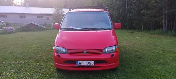 Toyota Hiace Ugleural'skiy - valokuva 2