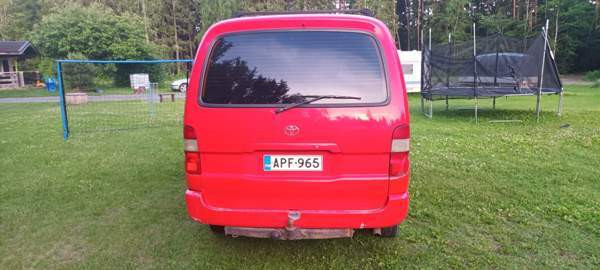 Toyota Hiace Ugleural'skiy - valokuva 6