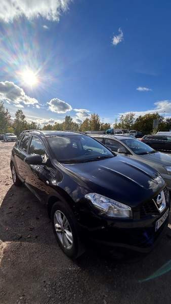 Nissan Qashqai+2 Vantaa - valokuva 2