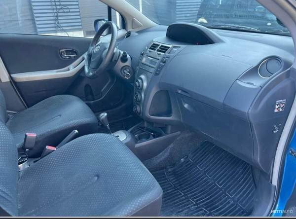 Toyota Yaris Espoo - valokuva 6