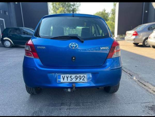Toyota Yaris Espoo - valokuva 3