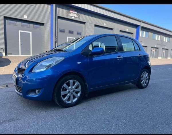 Toyota Yaris Espoo - valokuva 1