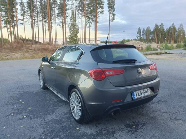 Alfa Romeo Giulietta Тампере - изображение 2