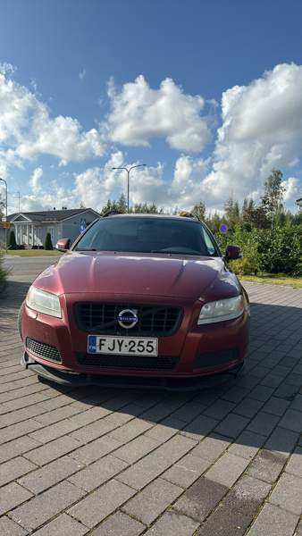 Volvo V70 Jaervenpaeae - photo 3
